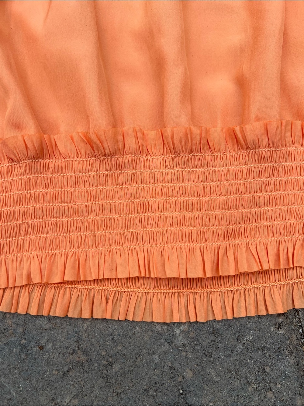 Evereve Coral Ruffle Flutter Sleeve Blouse Medium - Picture 5 of 9